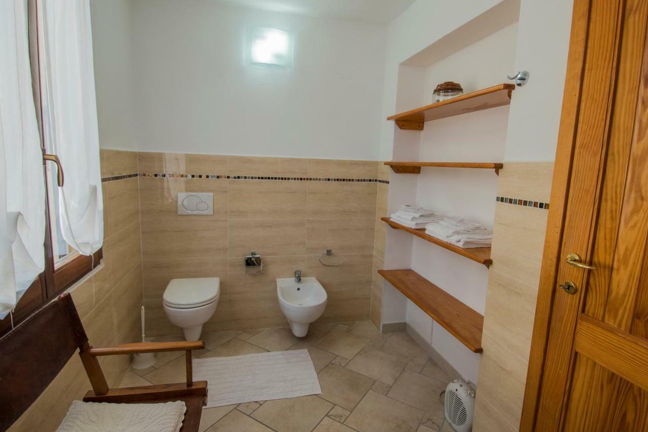 La Chicca Di Francesca Panzió Santa Teresa Gallura Kültér fotó